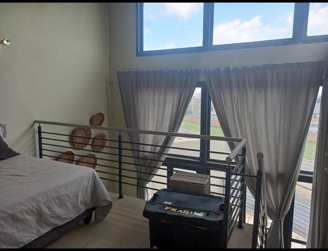 1 BEDROOM APARTMENT FOR SALE IN ROOIHUISKRAAL NORTH